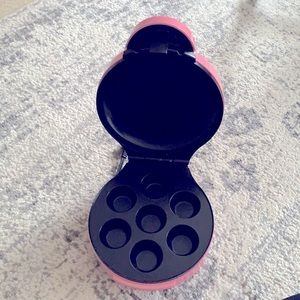 Perfect for holiday baking! Mini Cupcake Maker, great Christmas gift!